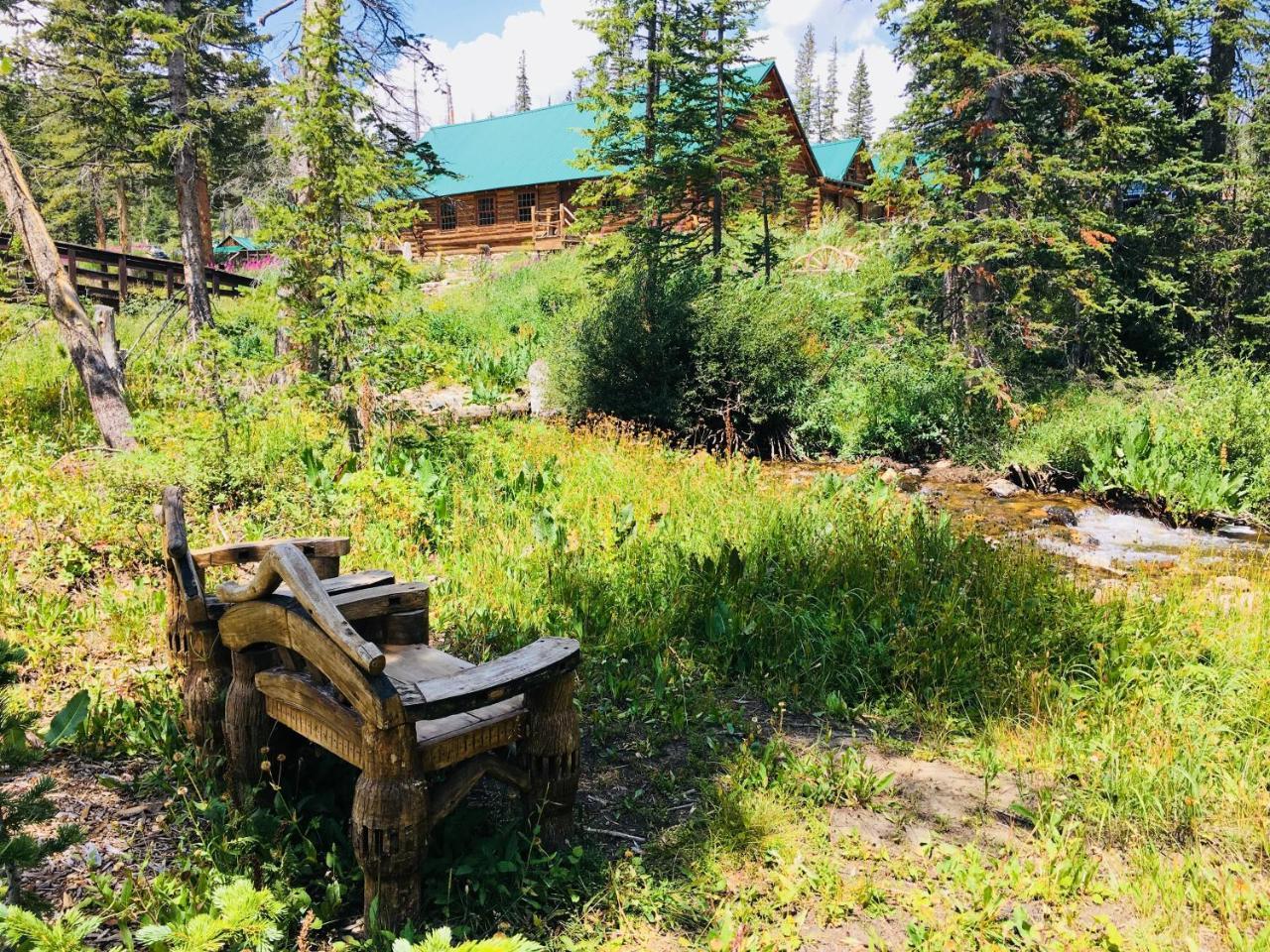 Snowy Mountain Lodge Centennial Екстериор снимка