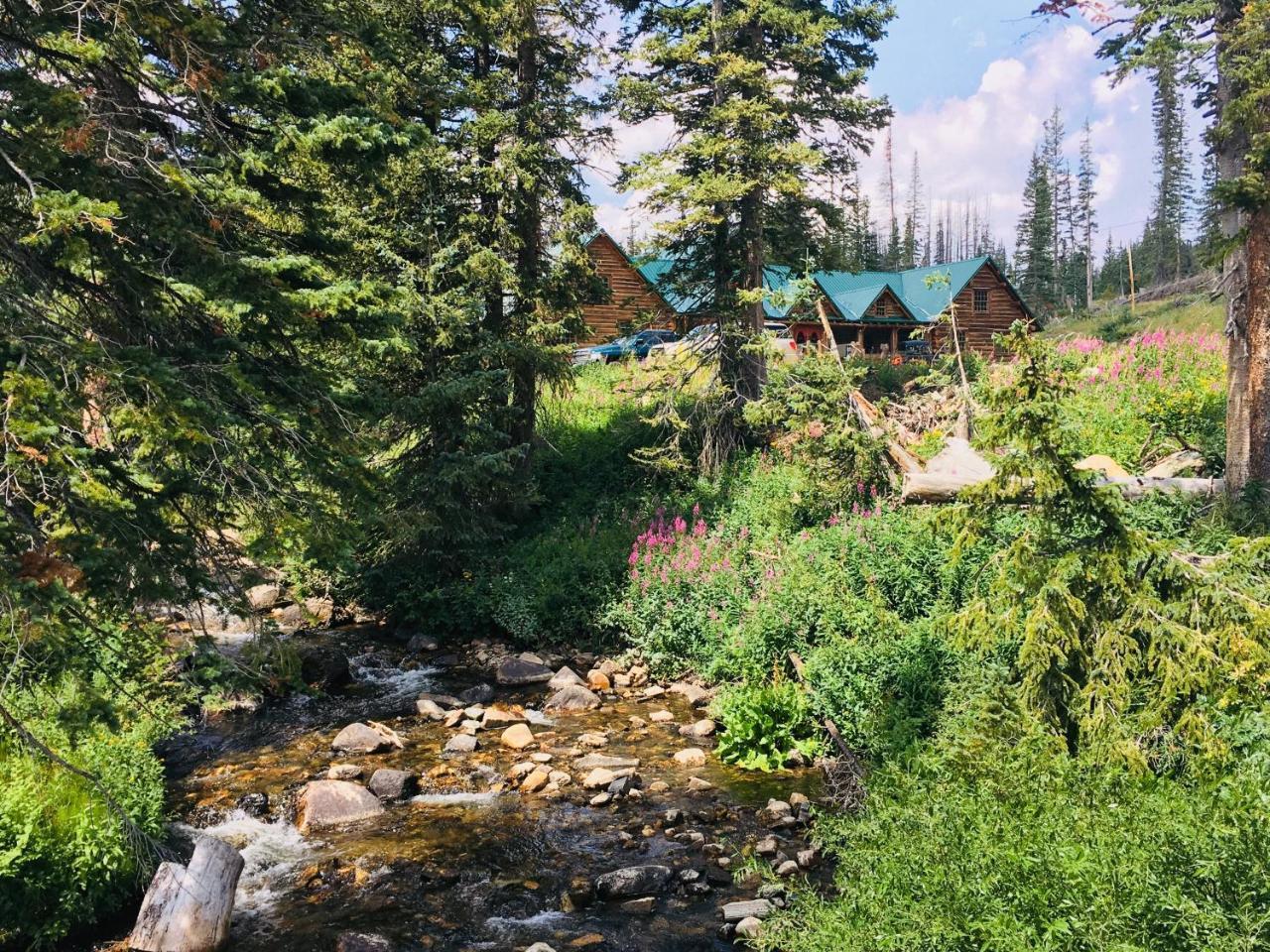 Snowy Mountain Lodge Centennial Екстериор снимка