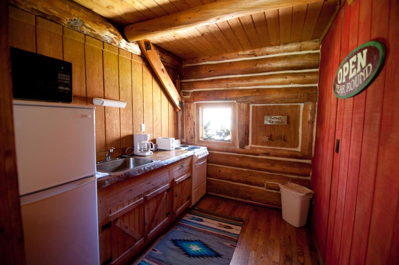Snowy Mountain Lodge Centennial Екстериор снимка